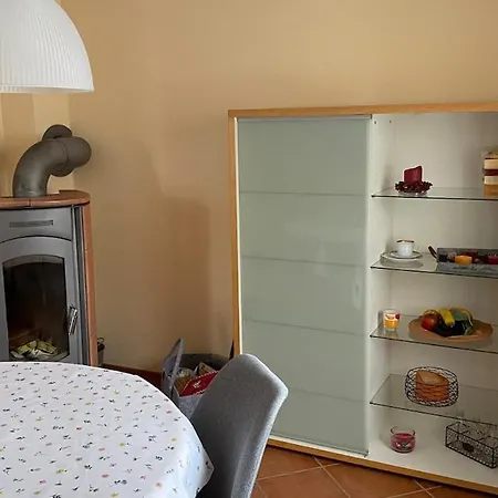 Daire Im Gruenen Haus Cara 90 Qm 4 Zi Kue Bad