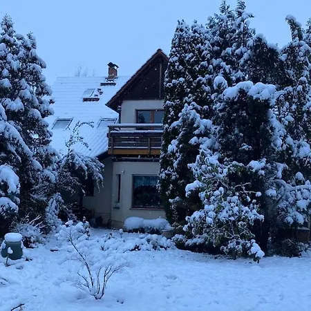 Daire Im Gruenen Haus Cara 90 Qm 4 Zi Kue Bad *