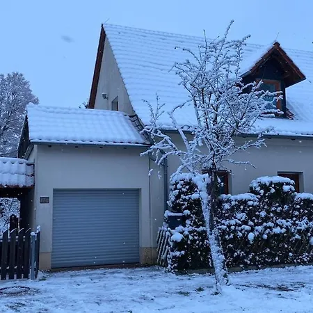 Daire Im Gruenen Haus Cara 90 Qm 4 Zi Kue Bad